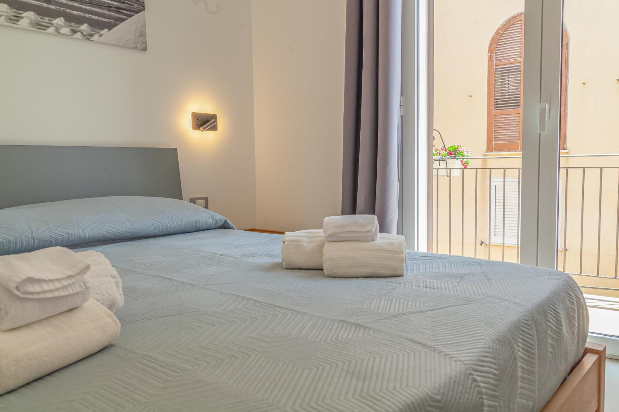 Isgrò Rooms Marsala Exterior foto