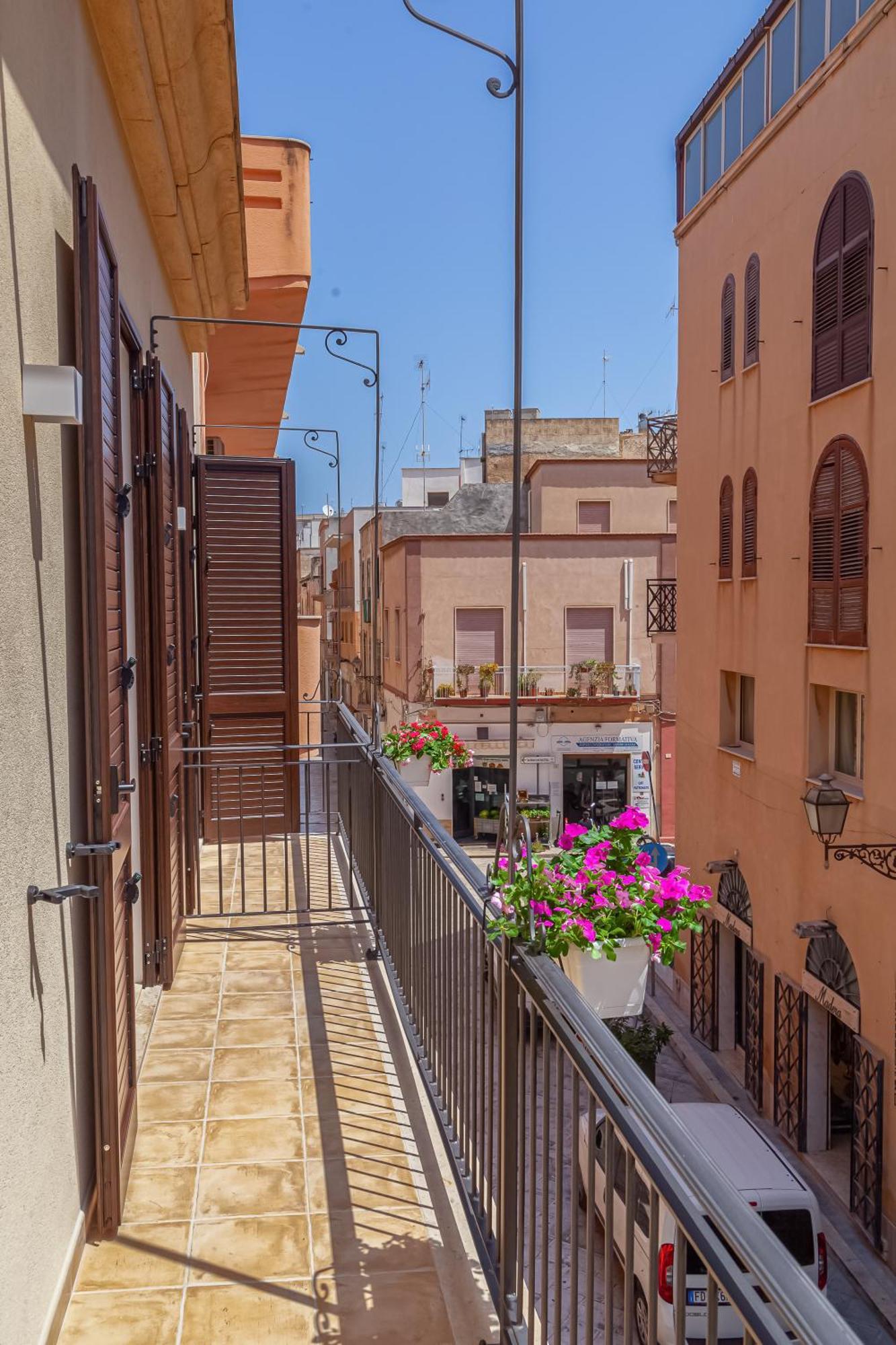 Isgrò Rooms Marsala Exterior foto